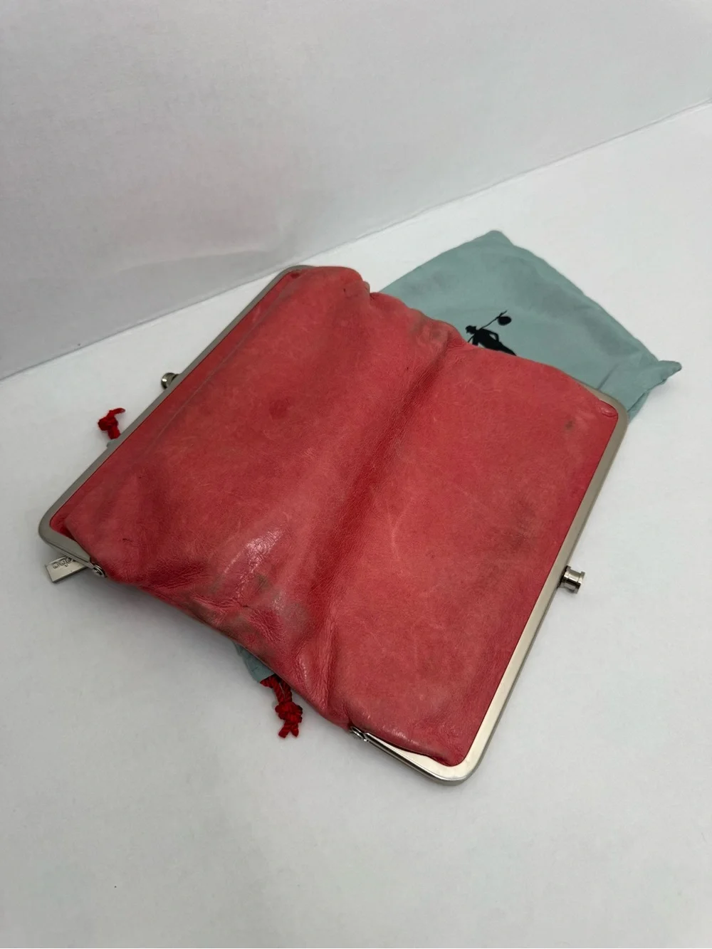 Hobo The Original Coral Leather Frame Clutch Wallet